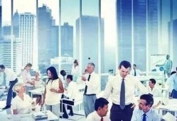 办公室潜规则记住这4条少吃亏